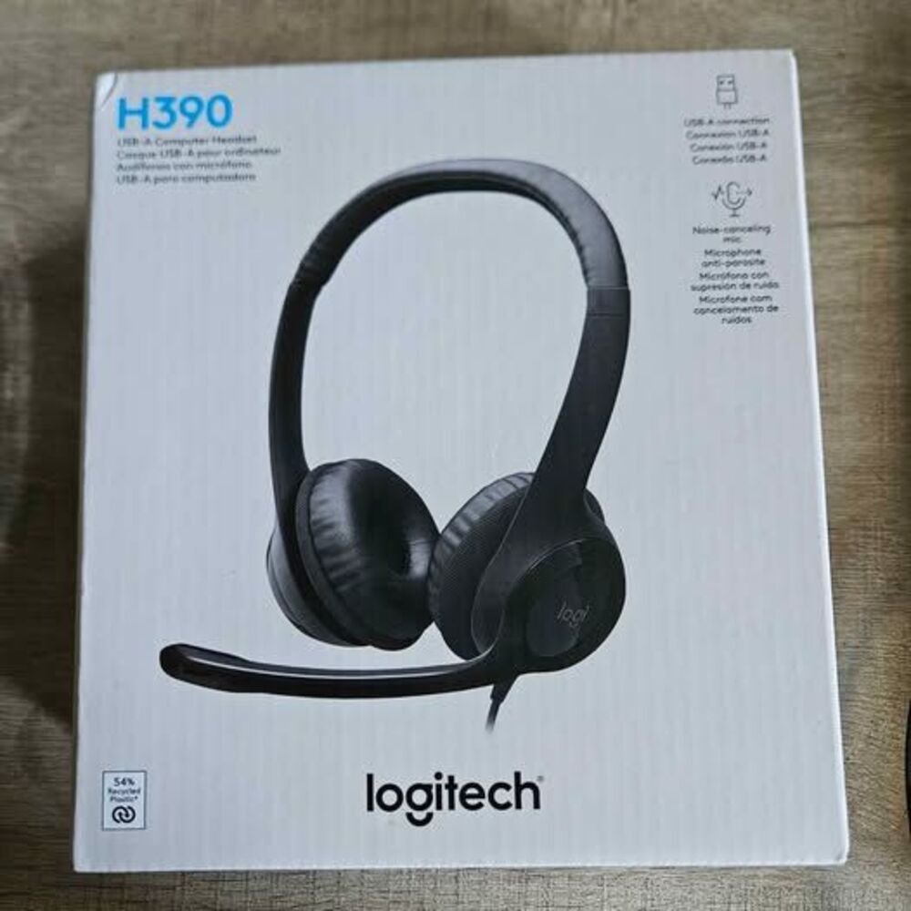 Logitech H390 USB A Computer Headset with Noise-Canceling Mic New in Box